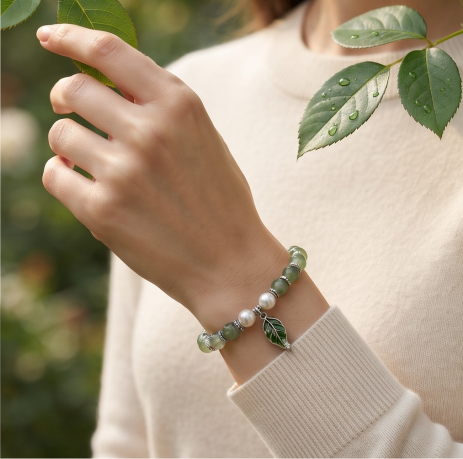 Jade Leaf Charm Beaded Bracelet